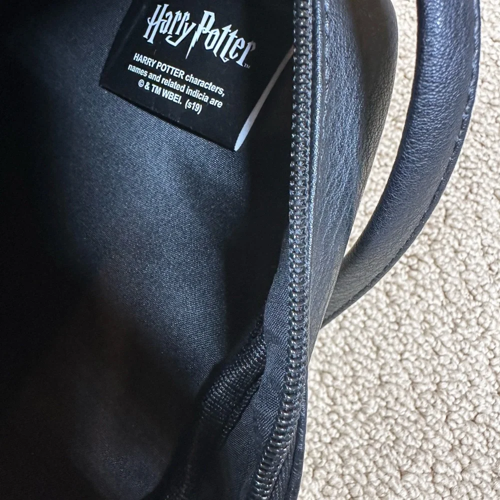 Harry Potter‎ Faux Leather Black Crossbody Bag with Yellow Marauder's Map Design